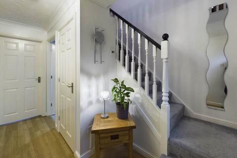 3 bedroom house for sale, Riverbank, Piccotts End