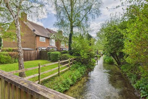 3 bedroom house for sale, Riverbank, Piccotts End
