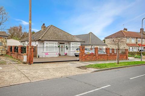 54 Frederick Road, Rainham, RM13 8NJ