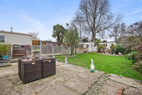 54 Frederick Road, Rainham, RM13 8NJ