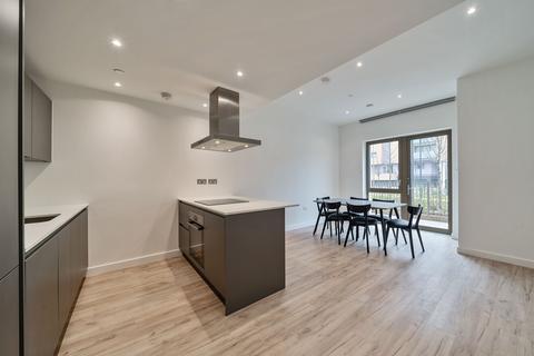 undefined, London E16