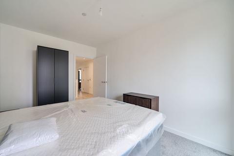 undefined, London E16