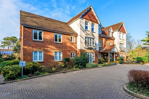 3 bedroom retirement property for sale, PEGASUS COURT, LEATHERHEAD, KT22