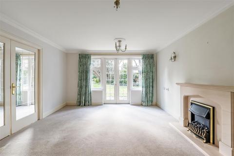 3 bedroom retirement property for sale, PEGASUS COURT, LEATHERHEAD, KT22