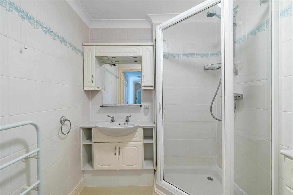 2nd Bathroom