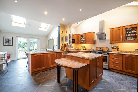52 Manor Lane, Sutton, SM1 4BN