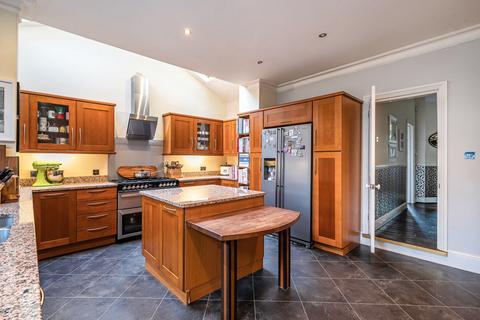 52 Manor Lane, Sutton, SM1 4BN