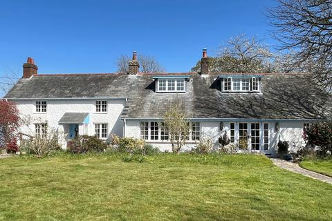 4 bedroom cottage for sale, Silver Street, Sway, Lymington SO41