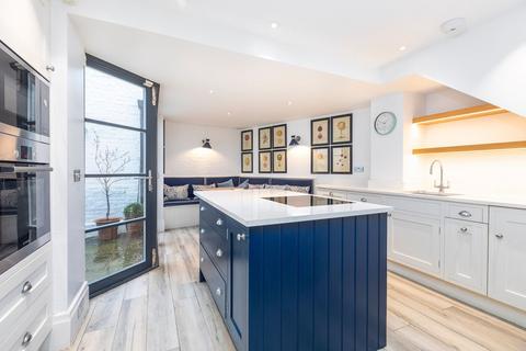undefined, Kenway Road, London, SW5