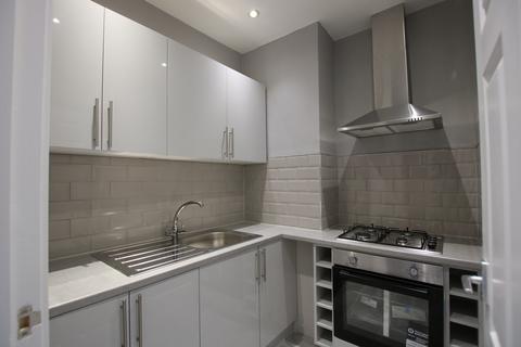 2 bedroom apartment to rent, Station Parade, London, NW2