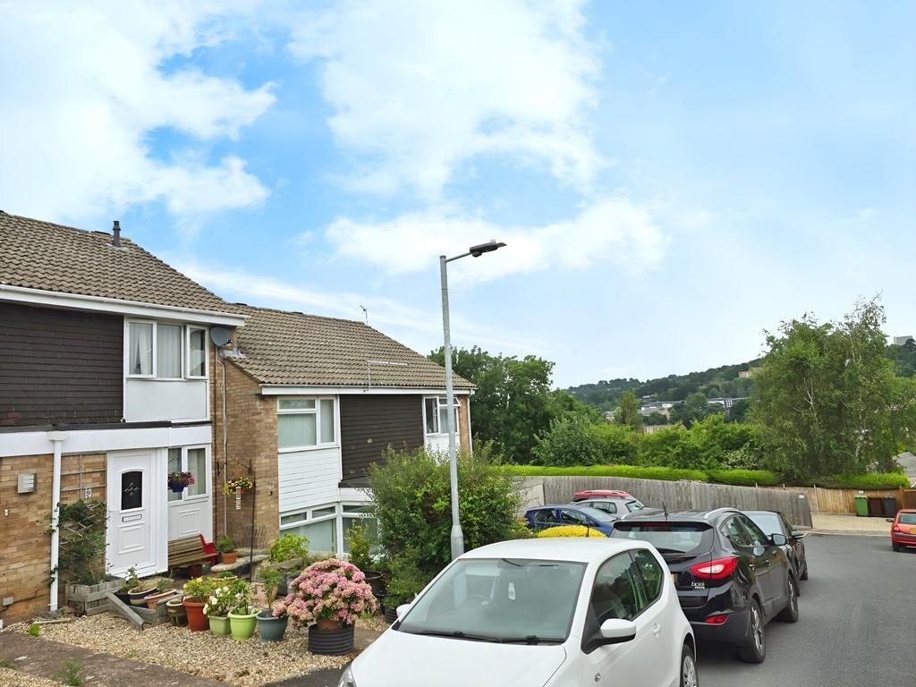 30134f62-Outside