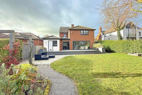 4 bedroom detached house for sale, Beechwood Grove, Harrogate