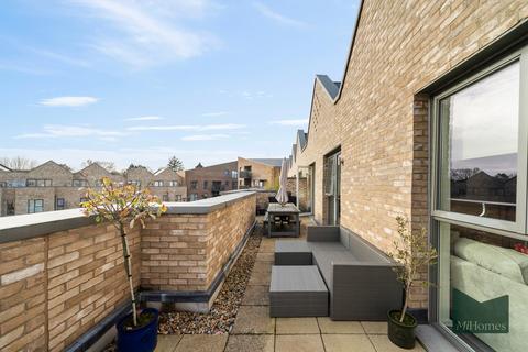 2 bedroom apartment to rent, Welham Road, Southgate