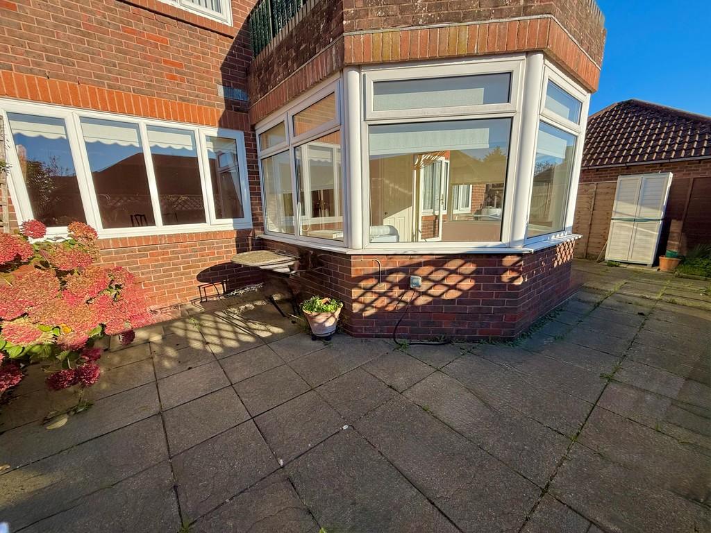 New 27 the leas rear view 2