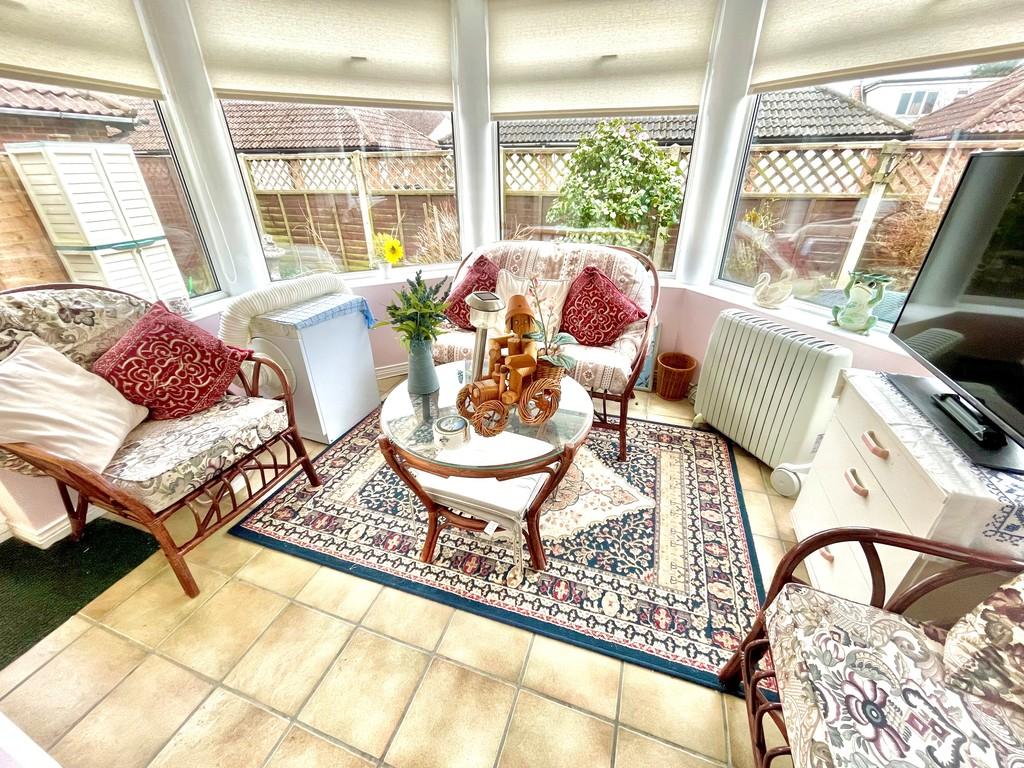 27 The Leas Conservatory