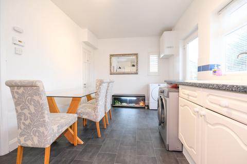 19 Broom Avenue, Orpington, BR5 3BS