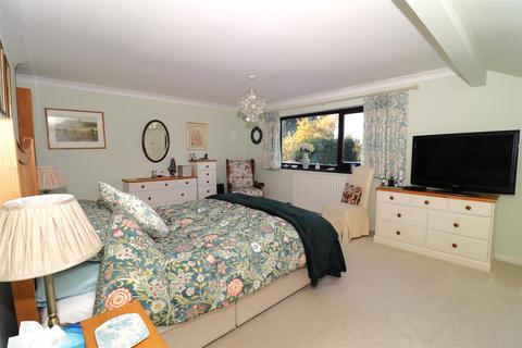 22 Meads Road, Bexhill-on-sea, TN39 4SY