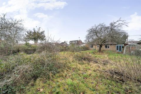 22 Downsview Avenue, Woking, GU22 9BT