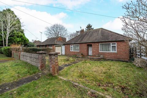 22 Downsview Avenue, Woking, GU22 9BT