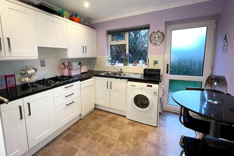 3 bedroom detached house for sale, Newlands Road, Woodford Green