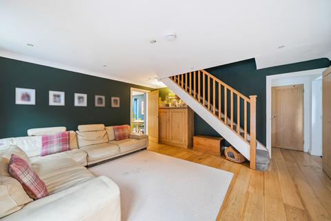 4 bedroom end of terrace house for sale, Foresters Close, Surrey GU21