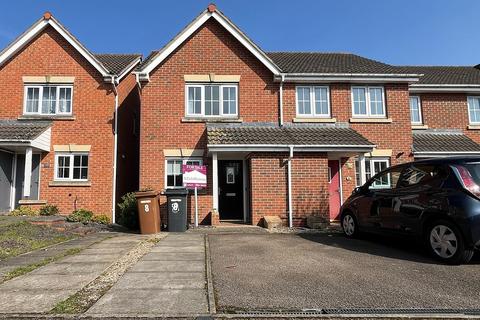 2 bedroom end of terrace house for sale, Ullswater Road, Melton Mowbray