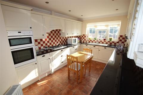 3 bedroom detached bungalow for sale, Nightingale Way, Great Clacton, Clacton on Sea