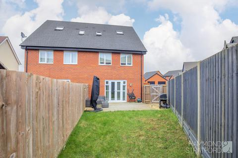 3 bedroom semi-detached house for sale, Frederick Grove, Hethersett