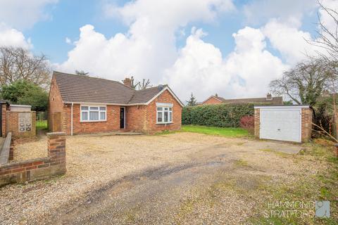 2 bedroom detached bungalow for sale, Mill Road, Hethersett