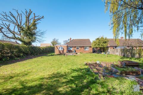 2 bedroom detached bungalow for sale, Mill Road, Hethersett