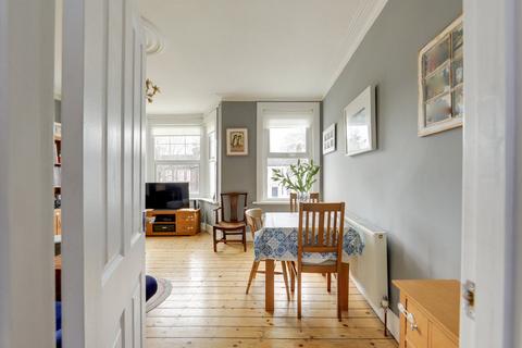 2 bedroom flat for sale, Hither Green Lane, Hither Green , London, SE13