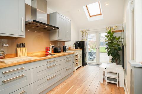 123 Prospect Road, Totley Rise, Sheffield, S17 4HW