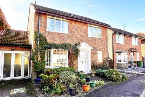 4 bedroom link detached house for sale, Longmead, Liss GU33