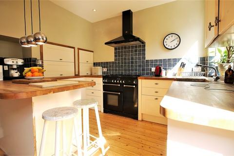 3 bedroom terraced house for sale, Osborne Road, Petersfield GU32