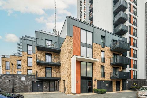 1 bedroom flat for sale, Dutfield House, Woolwich, London, SE18