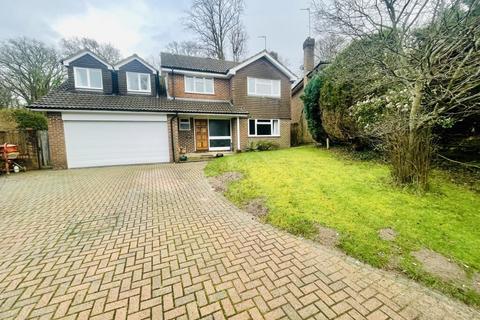 5 bedroom detached house for sale, Goodwood Close, Midhurst GU29