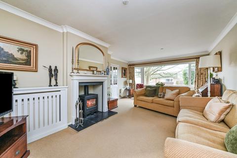 12 Knapps Hard, West Meon, Petersfield, GU32 1LE