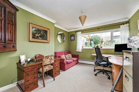 12 Knapps Hard, West Meon, Petersfield, GU32 1LE