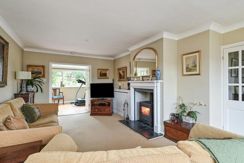 12 Knapps Hard, West Meon, Petersfield, GU32 1LE