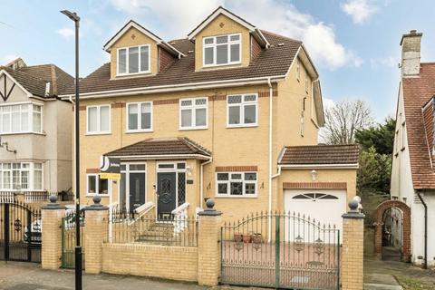 5 bedroom house to rent, Rosedene Avenue, London SW16