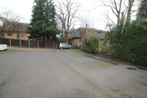 Flat 2, Parkgate Manor, 8 Suffolk Road, Bournemouth, BH2 5SX