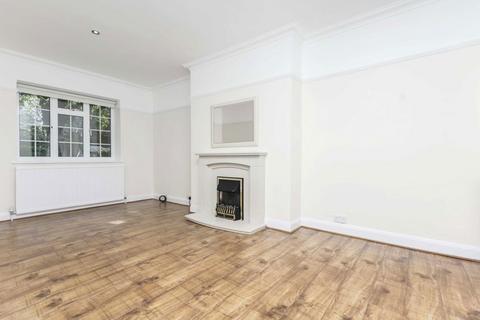 3 bedroom flat for sale, Mount Avenue, London W5