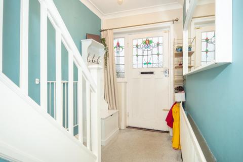 23 Armley Grange View, Armley, Leeds, LS12 3QP