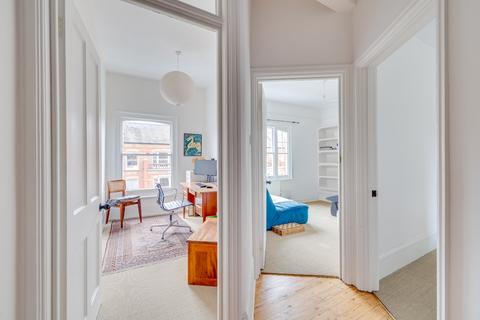 2 bedroom flat for sale, Fulham Park Gardens, Fulham, London
