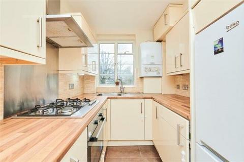 1 bedroom flat to rent, Hamilton Court, 149 Maida Vale, London