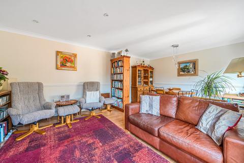 11 Crofts Close, Chiddingfold, Godalming, GU8 4SG