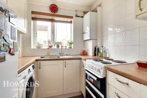 1 bedroom flat for sale, Stradbroke Road, Pakefield