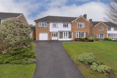 4 bedroom detached house for sale, Chiltern Way, Tonbridge, TN9 1NQ