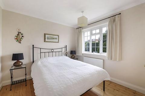 16 Chiltern Way, Tonbridge, TN9 1NQ
