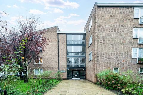 Studio for sale, Carrick Court, Kennington Park Road, Kennington, London, SE11